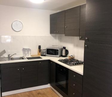 Loughborough Apartamento | 2 Bedroom Large First Floor Apartment with FREE Parking