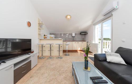 Potocnica Apartamento | 2 Bedroom Lovely Apartment In Potocnica