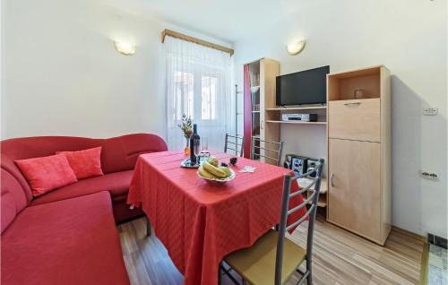 Vinez Apartamento | 2 Bedroom Lovely Apartment In Labin