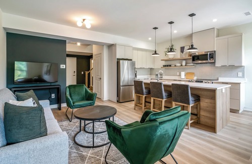 St. Davids Apartamento | 2 Bedroom Modern Brand New Niagara Apartment up to 4 People