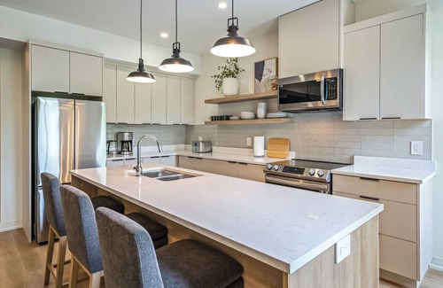 St. Davids Apartamento | 2 Bedroom Modern Brand New Niagara Apartment up to 4 People