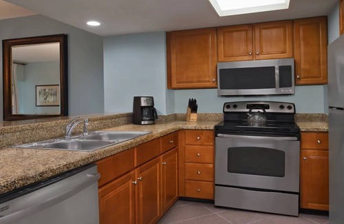 Palmetto Dunes Complejo | 2 Bedroom - Marriott's Harbour Point and Sunset Pointe at Shelter Cove - Full Resort Access