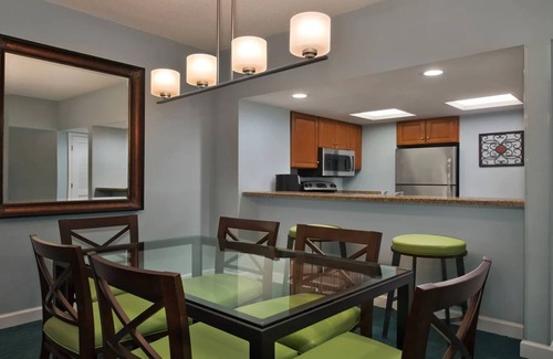 Palmetto Dunes Complejo | 2 Bedroom - Marriott's Harbour Point and Sunset Pointe at Shelter Cove - Full Resort Access