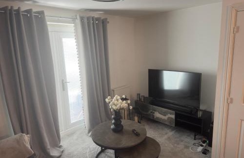 Hednesford Apartamento | 2 bedroom Modern House