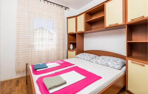 Potocnica Apartamento | 2 Bedroom Nice Apartment In Potocnica
