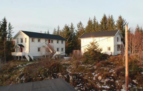 Hitra Apartamento | 2 Bedroom Nice Apartment In Sandstad