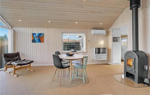 Sjaelborg Casa | 2 Bedroom Nice Home In Esbjerg V