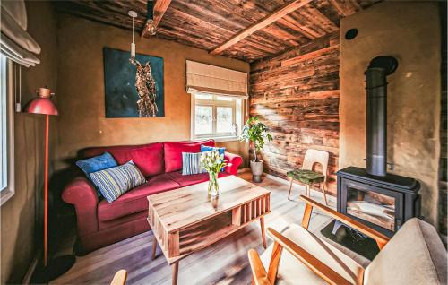 Cekcyn Casa | 2 Bedroom Nice Home In Male Gacno