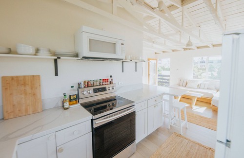 Mokuleia Apartamento | 2 Bedroom Oasis Steps from the Beach