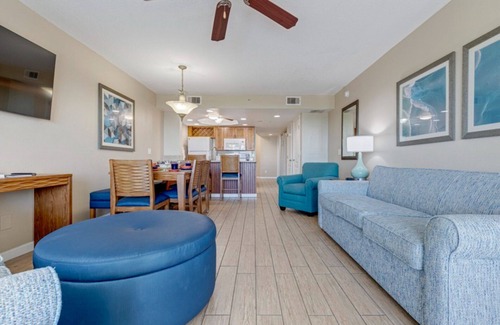 Cocoa Isles Condominio | 2 Bedroom Oceanview, Sleeps 6, at The Resort at Cocoa Beach!