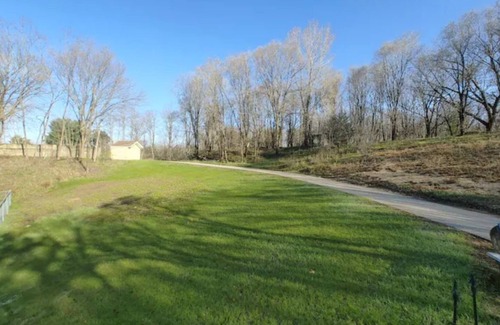 Montello Apartamento | 2 bedroom on ATV trail, boat landing 2 min away.