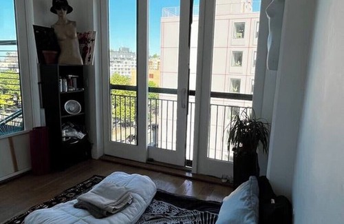 Bushwick Apartamento | 2-bedroom PH Level Apt in Williamsburg with Huge Terrace and City Views Roof.