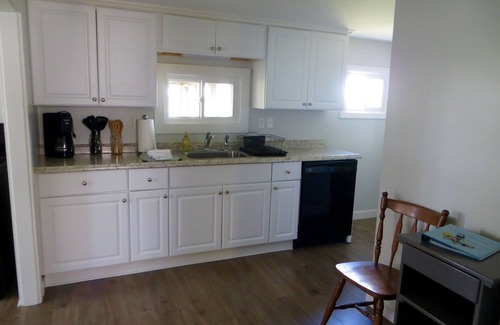 Pine Point Cabaña | * 2 habitaciones Pine Point Beach Cottage * Con vistas al pantano!