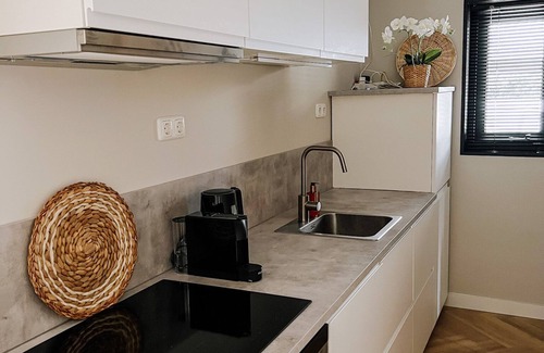 Rheezerveen Casa | 2 bedroom private vacation home in rheezerveen