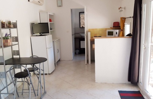 Saze Casa | 2 Bedroom Private vacation home in saze