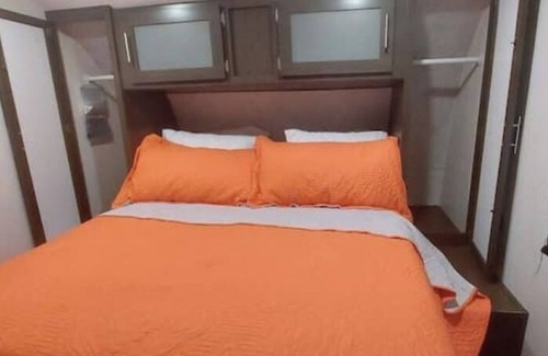 Pine Hills Casa | 2 bedroom RV/camper in NW Orlando, sleeps 5-6