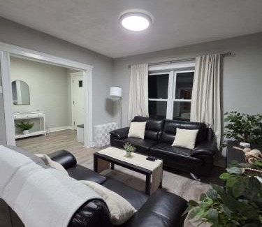 Everett Apartamento | 2 Bedroom's, 1 Bathroom,10min-Airport & Boston, 7min-EncoreCasino