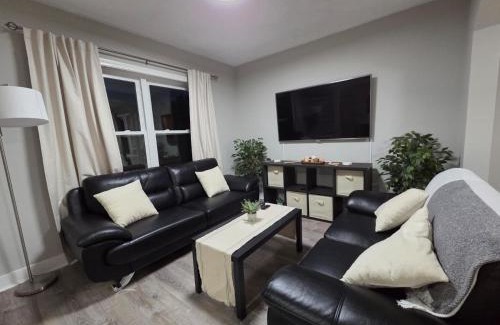 Everett Apartamento | 2 Bedroom's, 1 Bathroom,10min-Airport & Boston, 7min-EncoreCasino