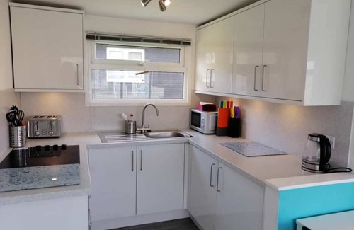 Westleigh Chalet De Esquí | 2-bedroom sea view property 1 min from the sea & SW Coast Path