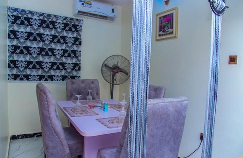 Alimosho Apartamento | 2 Bedroom Serviced Apartment with Amazing Facilities