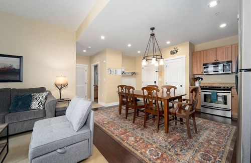 Silvercreek Condominio | 2-Bedroom Ski-In/Ski-Out Condo in Granby Ranch - Your Perfect Mountain Retreat!