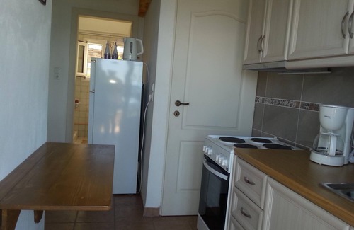 Gialiskari Apartamento | Estudio de 2 dormitorios, 4 personas, 1 baño, amplia terraza, impresionantes vistas al mar ya la montaña.