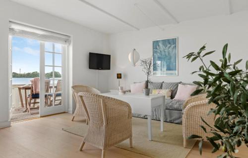 Grasten Casa | 2 Bedroom Stunning Home In Gråsten
