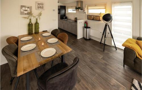 Municipality of Aalsmeer Alquiler De Eote | 2 Bedroom Stunning Ship In Aalsmeer