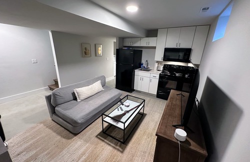 Central West End Apartamento | 2 Bedroom Tower Grove Apartment