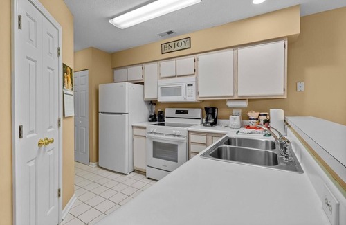 Pawleys Island Villa | 2 Bedroom True Blue Resort Villa-Ground Floor