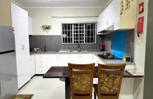Suva Apartamento | 2 Bedroom Unit Near City Center