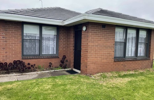 Lakes Entrance Villa | 2 Bedroom Vila unit i the heart of the Town Centern