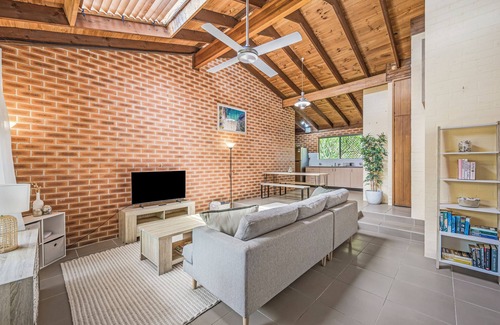 Crescent Head Villa | 2 Bedroom Villa close to the creek.