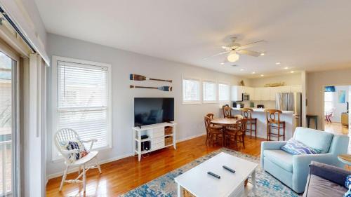 Litchfield by the Sea Casa | 2 Bedroom Villa in Gated Litchfield by the Sea