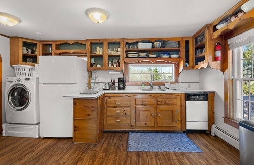 Tremont Casa | 2 Bedroom waterfront home in Bass Harbor!