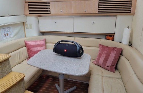 Central Alquiler De Eote | 2-Bedroom Y Boat in amazing Downtown Vancouver