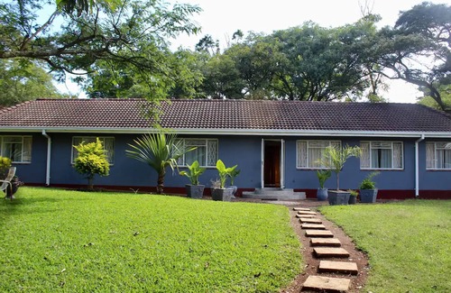 Mutare Apartamento | 2 Bedroomed House With a Lovely Garden - 2177