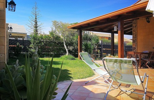 Solfarelli Villa | 2 dormitorios, 2 baños Villa, cerca del mar, jardín, aire acondicionado, a 10 minutos de Cefalu