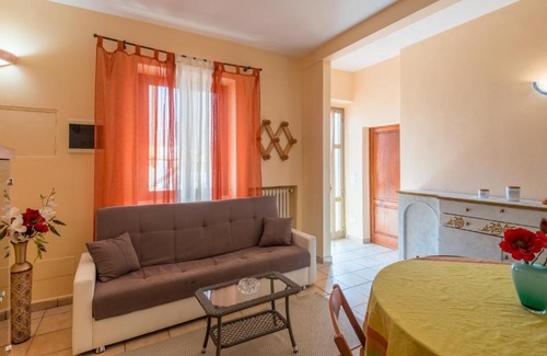 Buggiano Apartamento | 2 bedrooms appartement with furnished terrace and wifi at Borgo A Buggiano