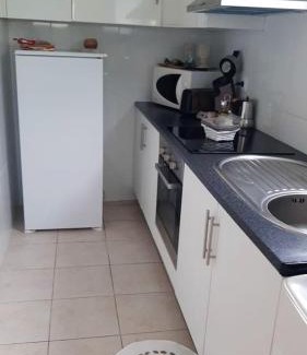 Cossourado Casa | 2 bedrooms house with enclosed garden and wifi at Barrio