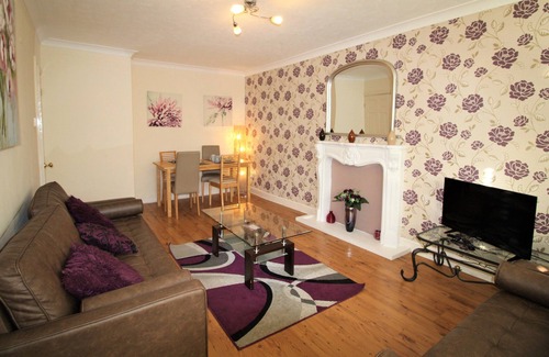 Doncaster Apartamento | 2 Bedrooms - Large Balcony Apartment & Parking
