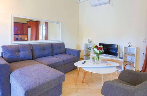 Arillas Villa | 2 bedrooms near Arillas