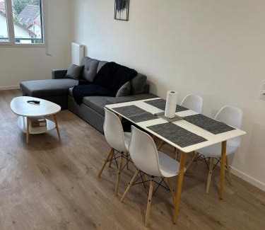 Le Blanc-Mesnil Apartamento | 2 bedrooms proche Paris/CDG/Bourget/Parc des expo
