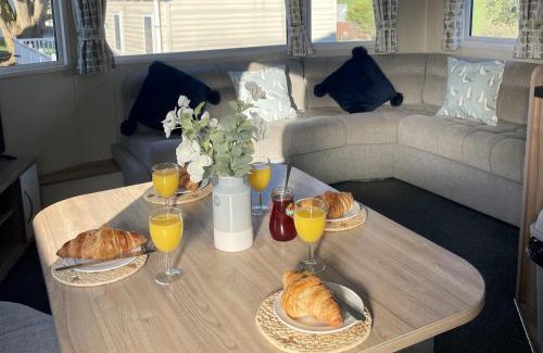 Newquay Chalet De Esquí | 2 Bedrooms Sleeps 6 Fast WiFi Pets Ok