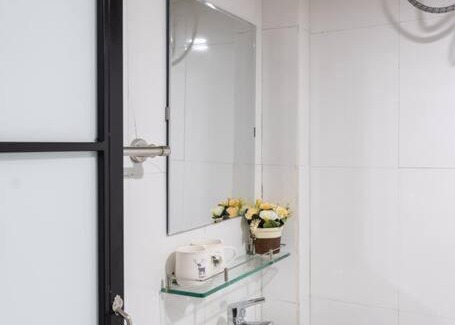 French Quarter Apartamento | 2 bedrooms - street view -5 mins to Old Quarter