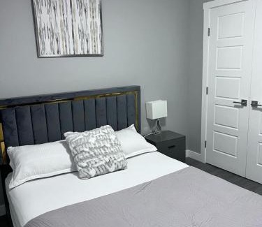 Northwest Calgary Apartamento | 2 Beds 1Bath Suite Basement