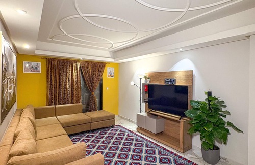 Sharjah Apartamento | 2 BHK for a Peaceful Family Getaway Near Airport