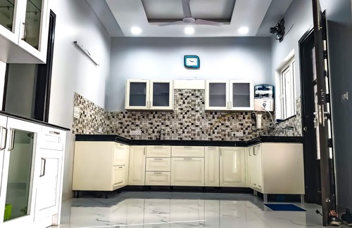 Mohali Casa | 2 BHK Ático con terraza abierta.