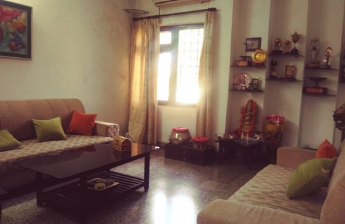 Delhi Casa | 2 BHK con amenidades básicas