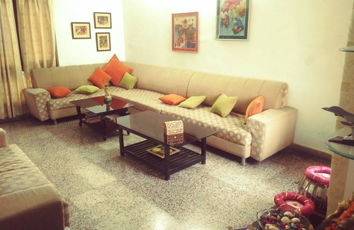 Delhi Casa | 2 BHK con amenidades básicas